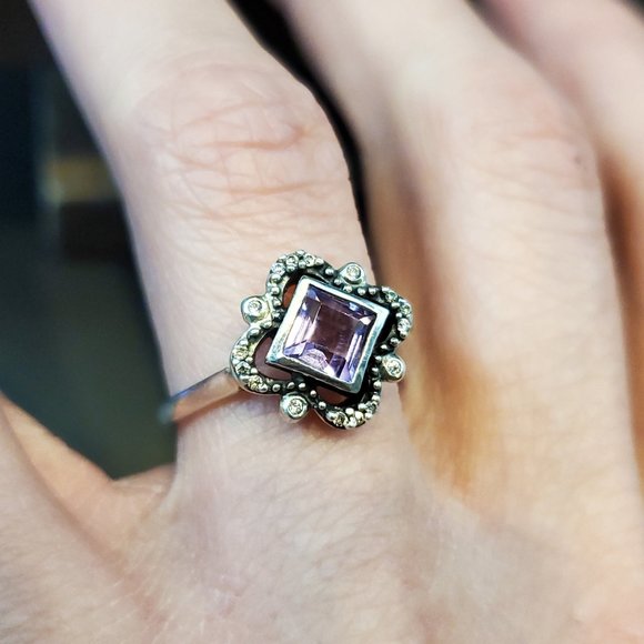 Size 8 925 Sterling Silver Brilliant Amethyst And Cubic Zirconia Ring - Picture 4 of 8